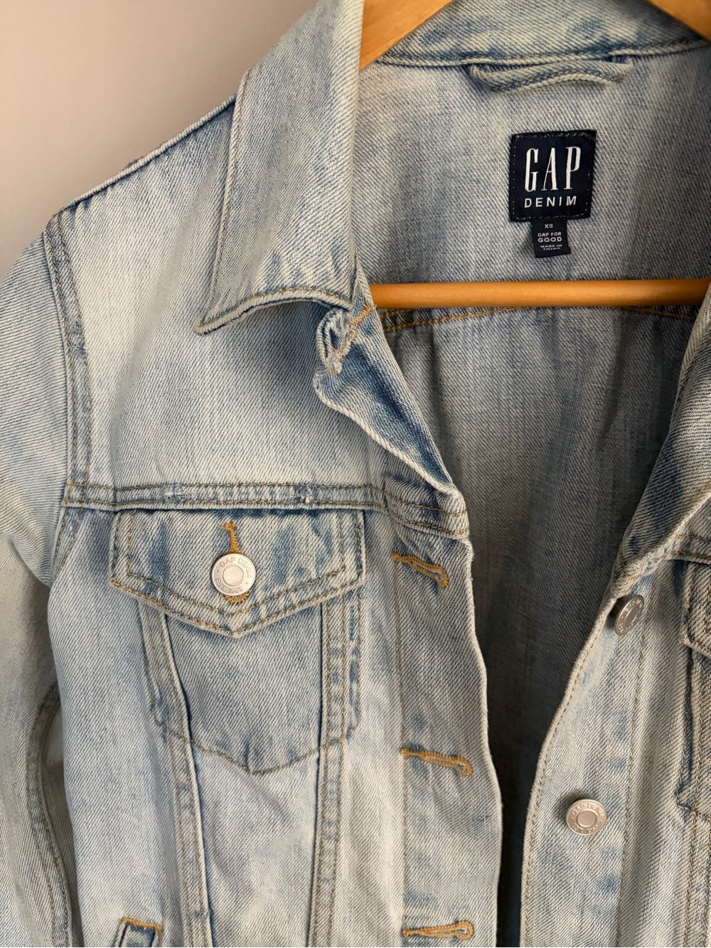 GAP Light Blue Denim Jacket - Women's